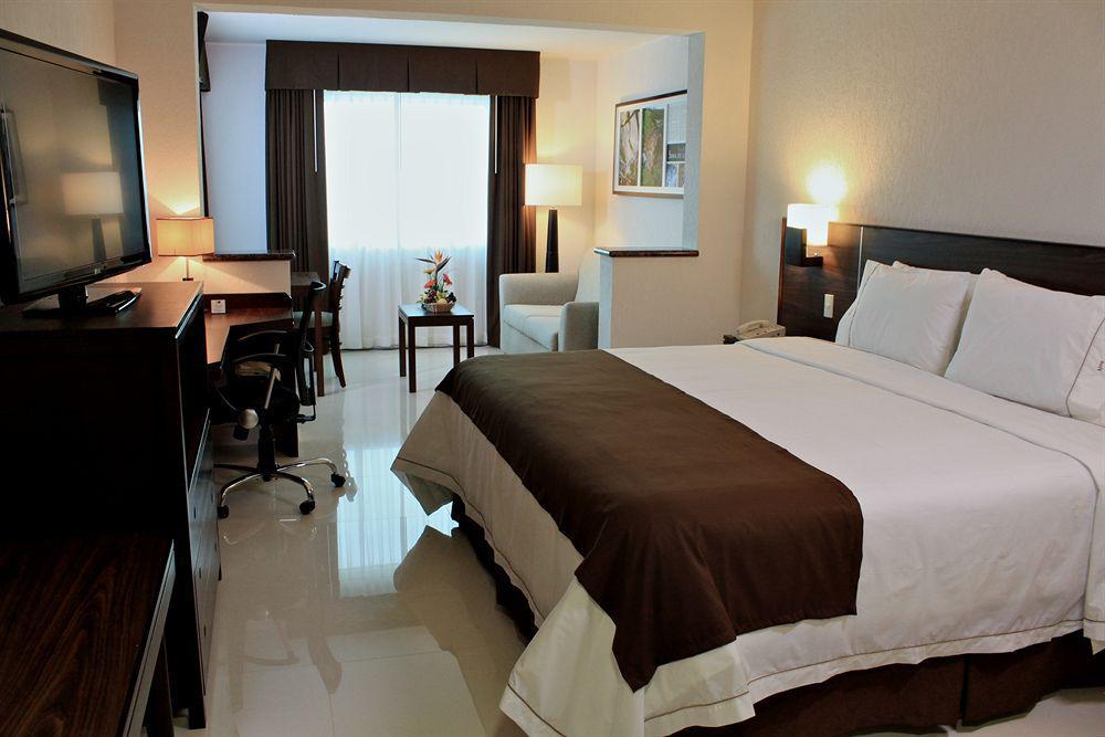 Holiday Inn Express Tuxtla Gutierrez La Marimba, An Ihg Hotel Δωμάτιο φωτογραφία